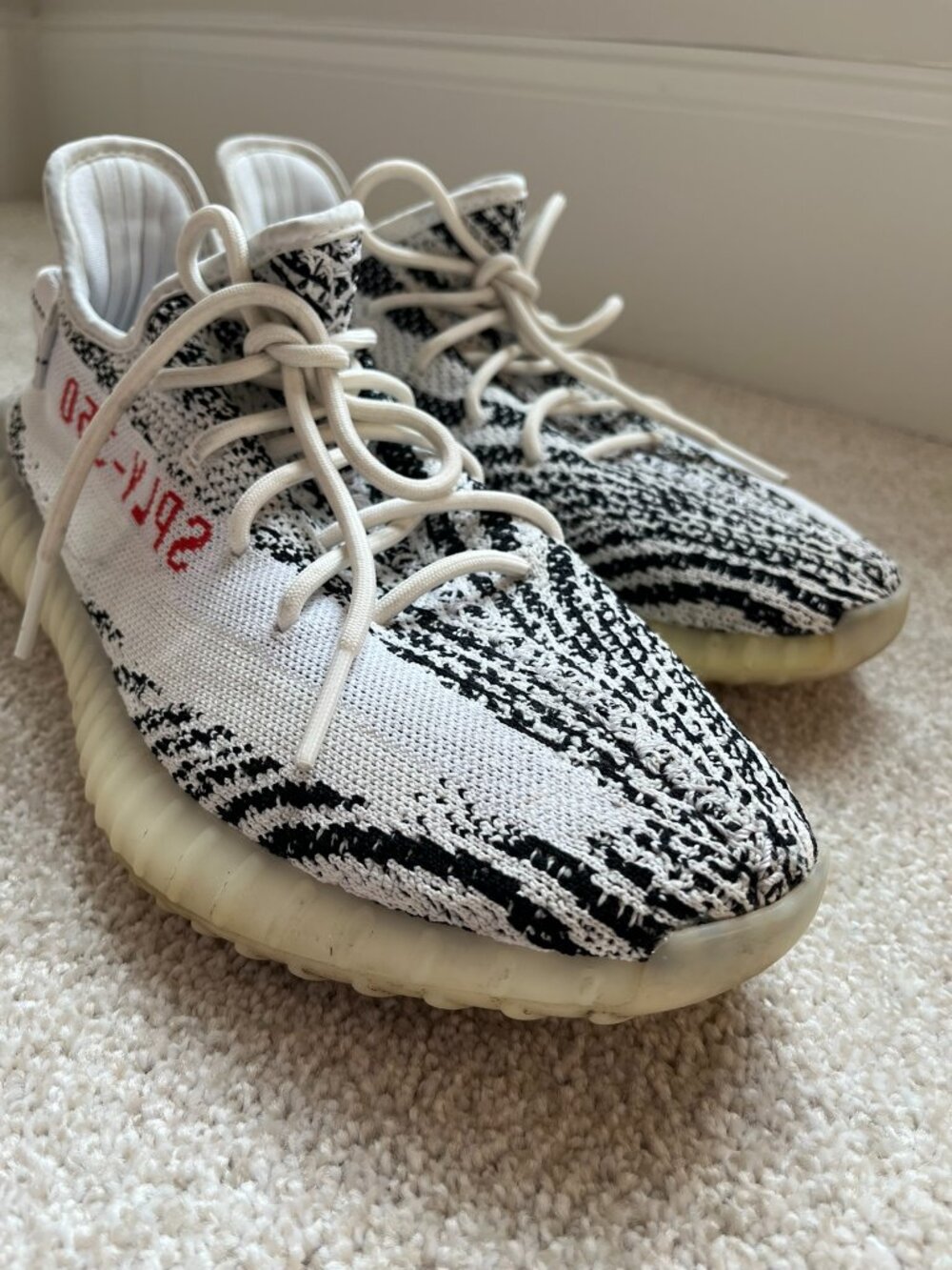 Adidas Yeezy Boost 350 V2 Zebra Size 11.5